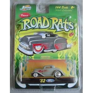  Road Rats 164 32 Ford Sedan GRAY Toys & Games