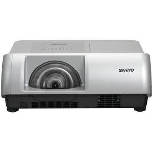  Sanyo WXGA 2500 Lumen Projector Price Current Stk Only 