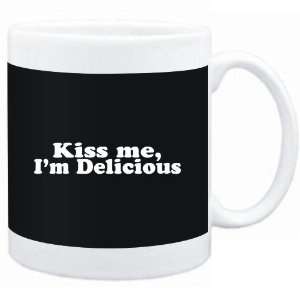  Mug Black  Kiss me, Im delicious  Adjetives Sports 